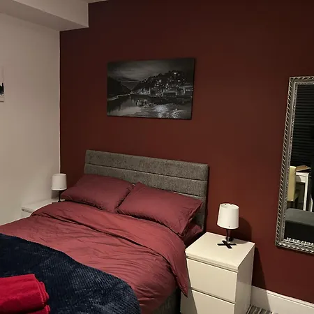 Barratt Street En-suite