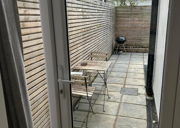 게스트하우스 Barratt Street En-suite