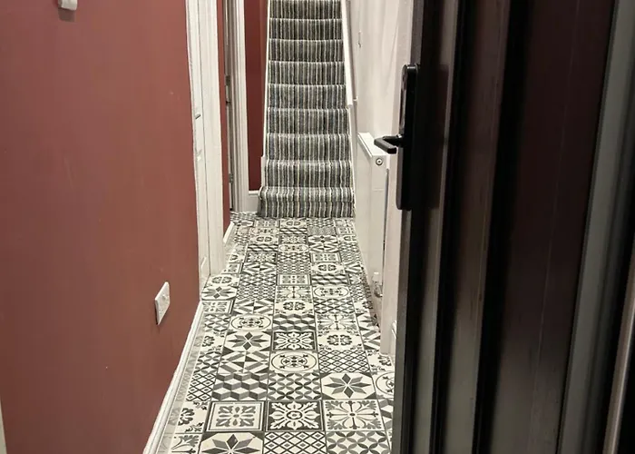 Konukevi Barratt Street En-suite *